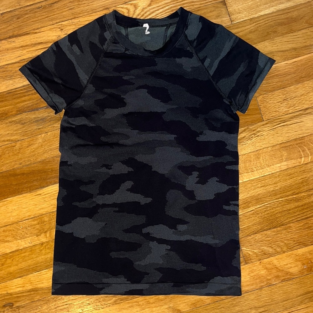 athleta tee